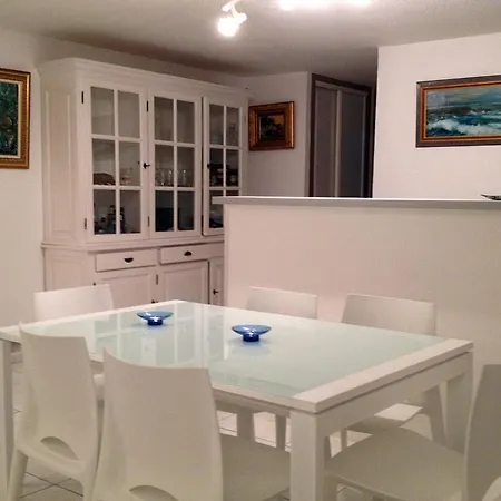 Le Cap D'agde Sleeps 4 *