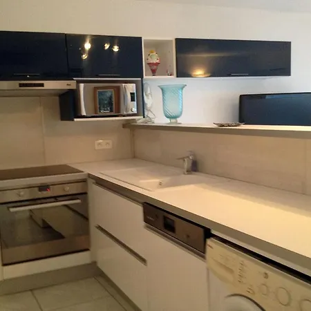 Le Cap D'agde Sleeps 4 بيت للعطل آجد