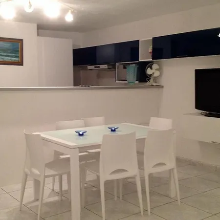 Le Cap D'agde Sleeps 4 *
